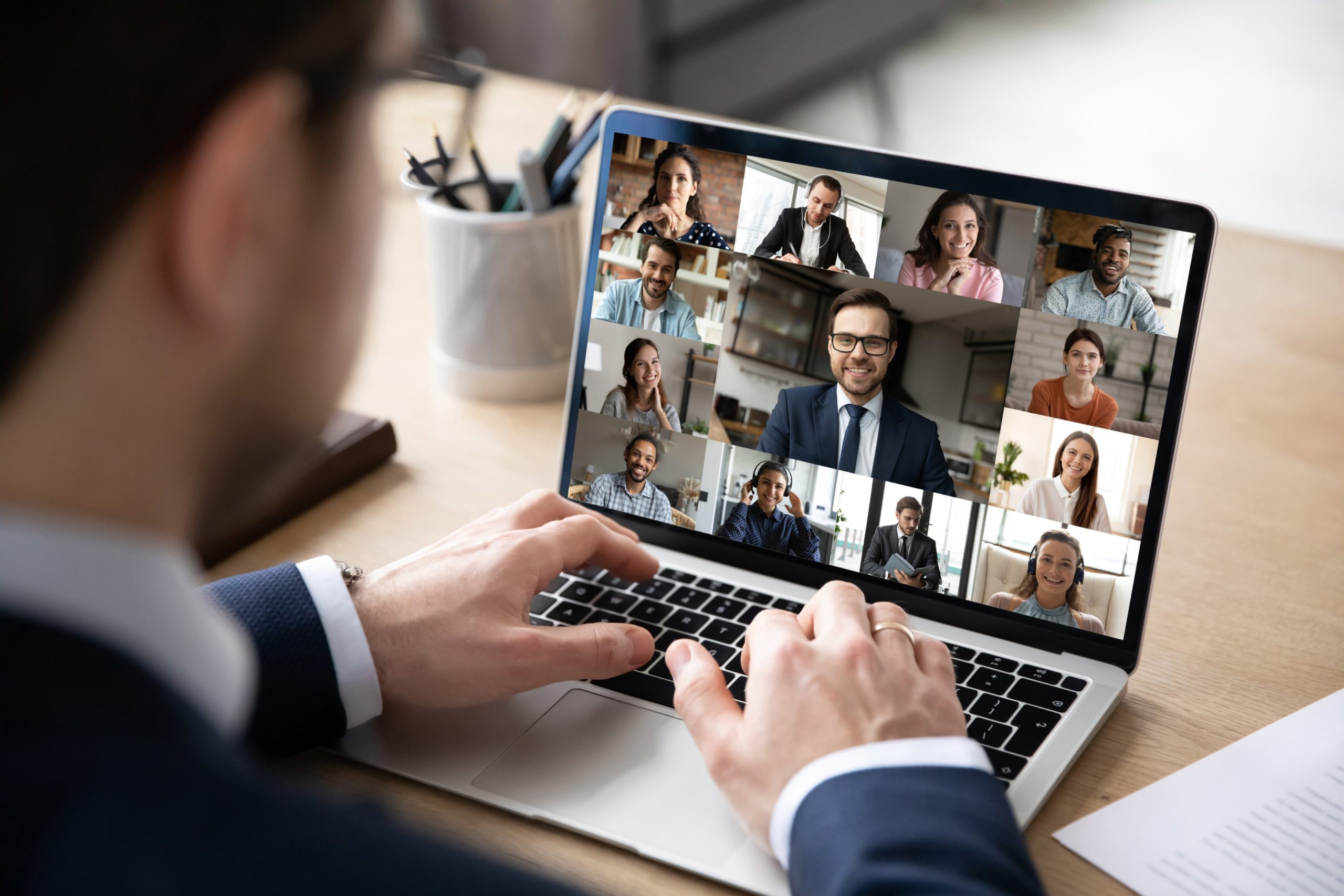 virtualC-1 Workers interacting virtually